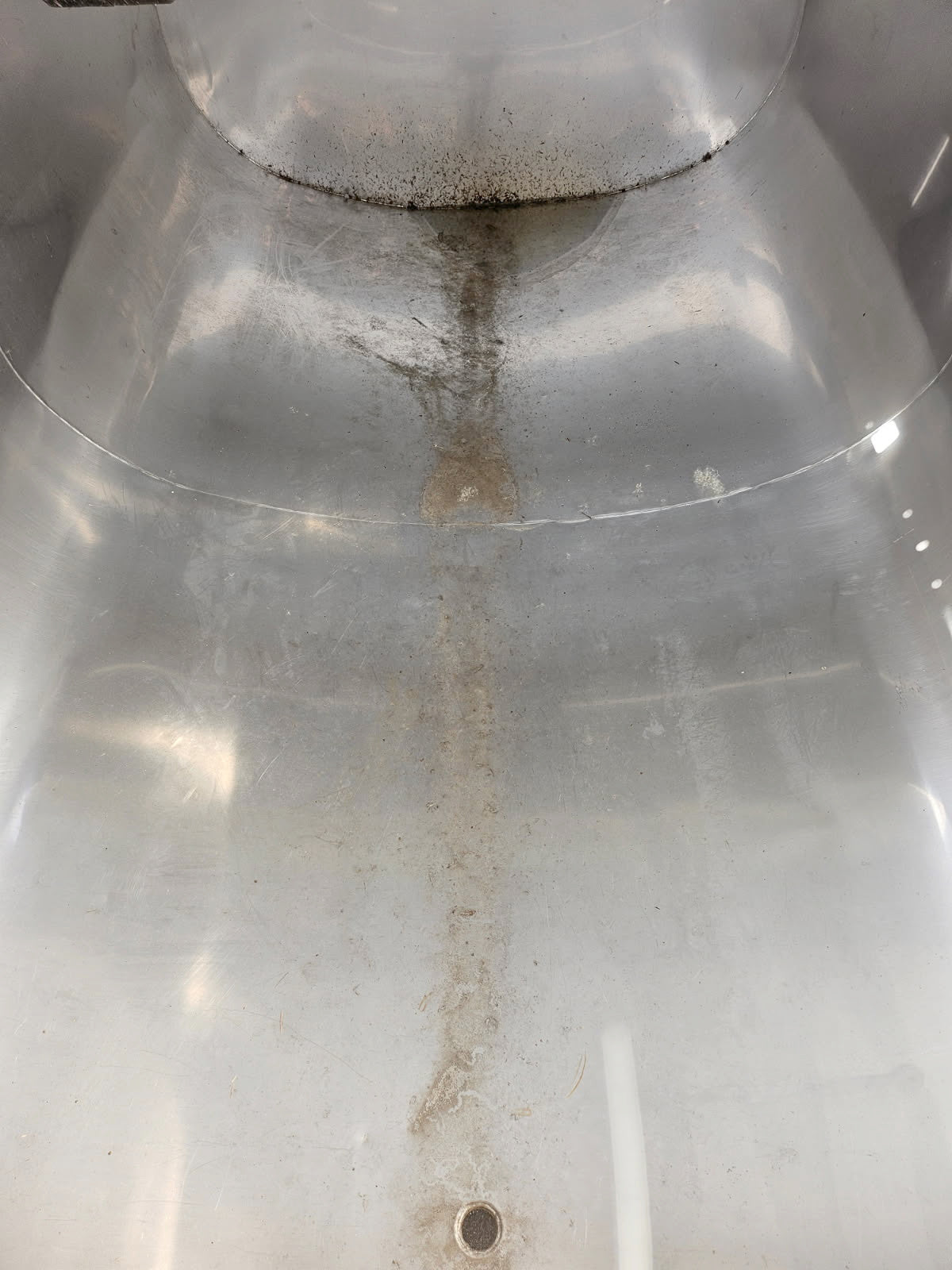 824 Gallon Lapierre Stainless Tank