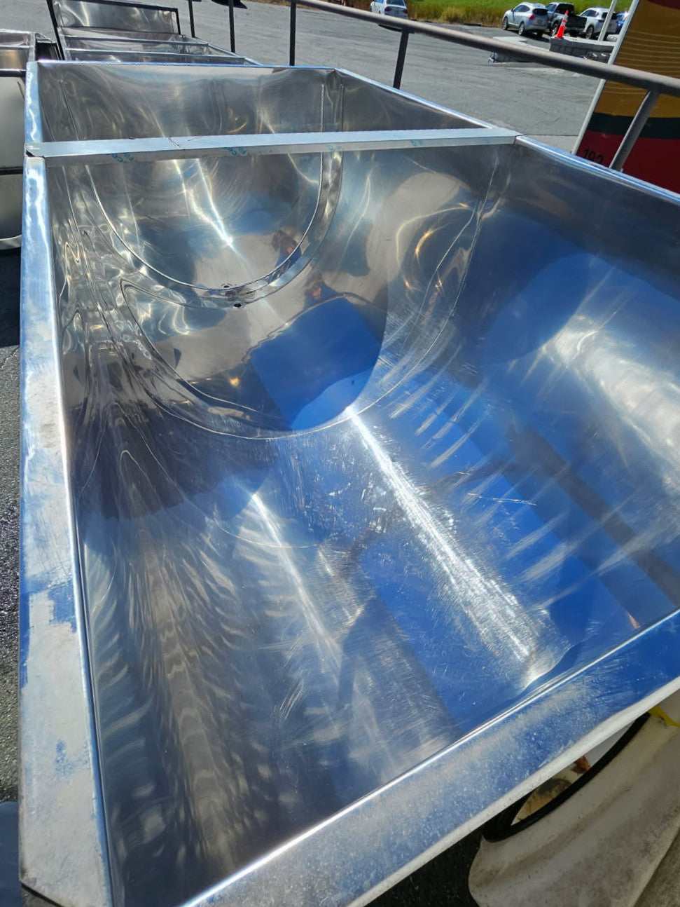 Used 704 Gallon CDL Stainless Tank (4'x8'x3.5')