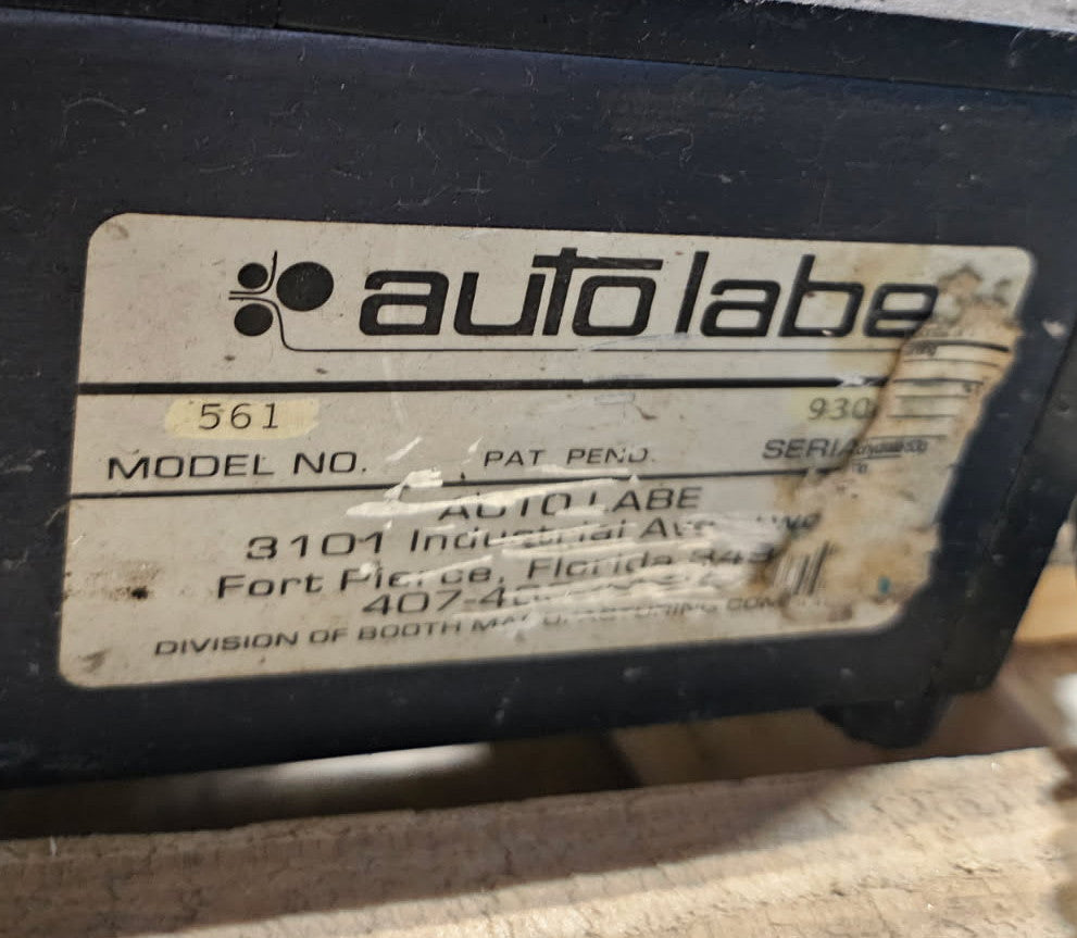 Single Glass Bottle Labeler (table top model)