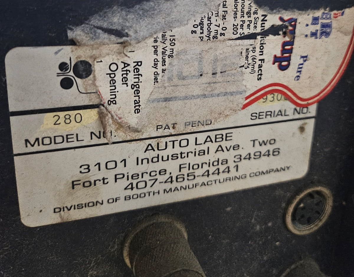 Single Glass Bottle Labeler (table top model)