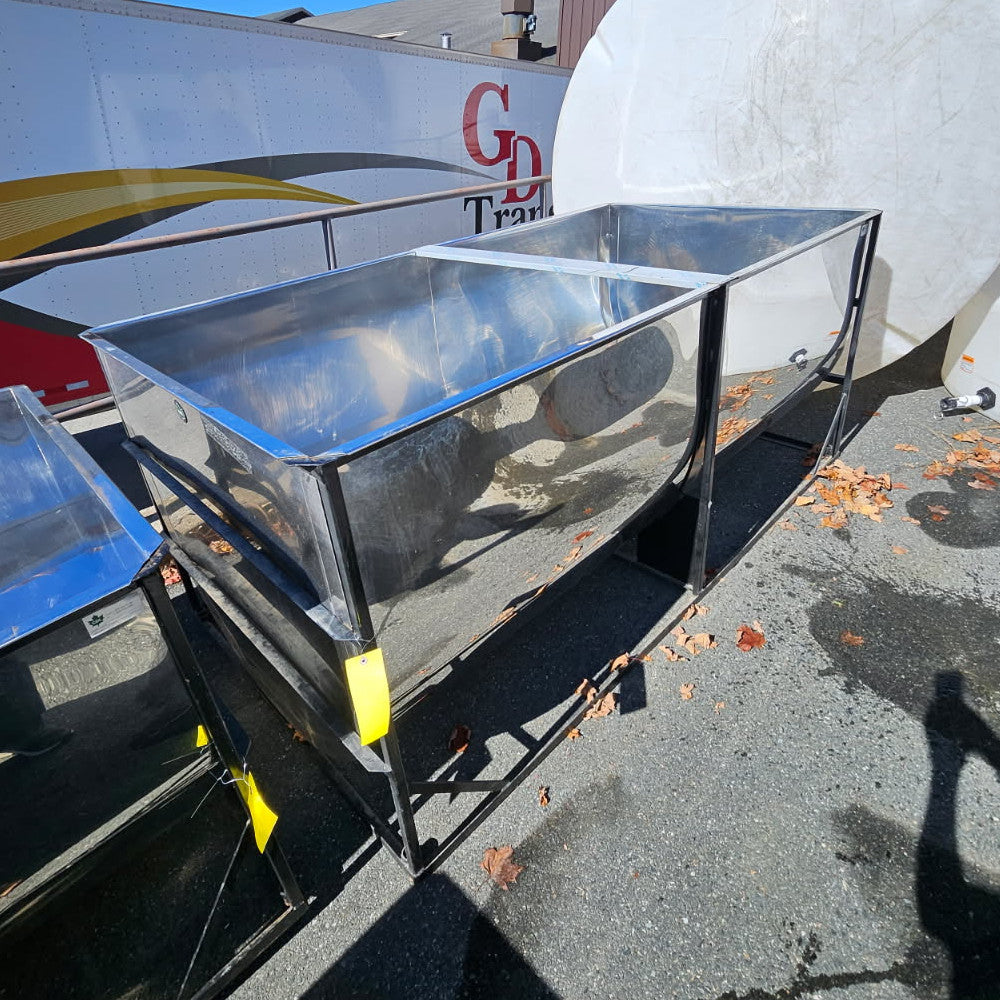 Used 704 Gallon CDL Stainless Tank (4'x8'x3.5')