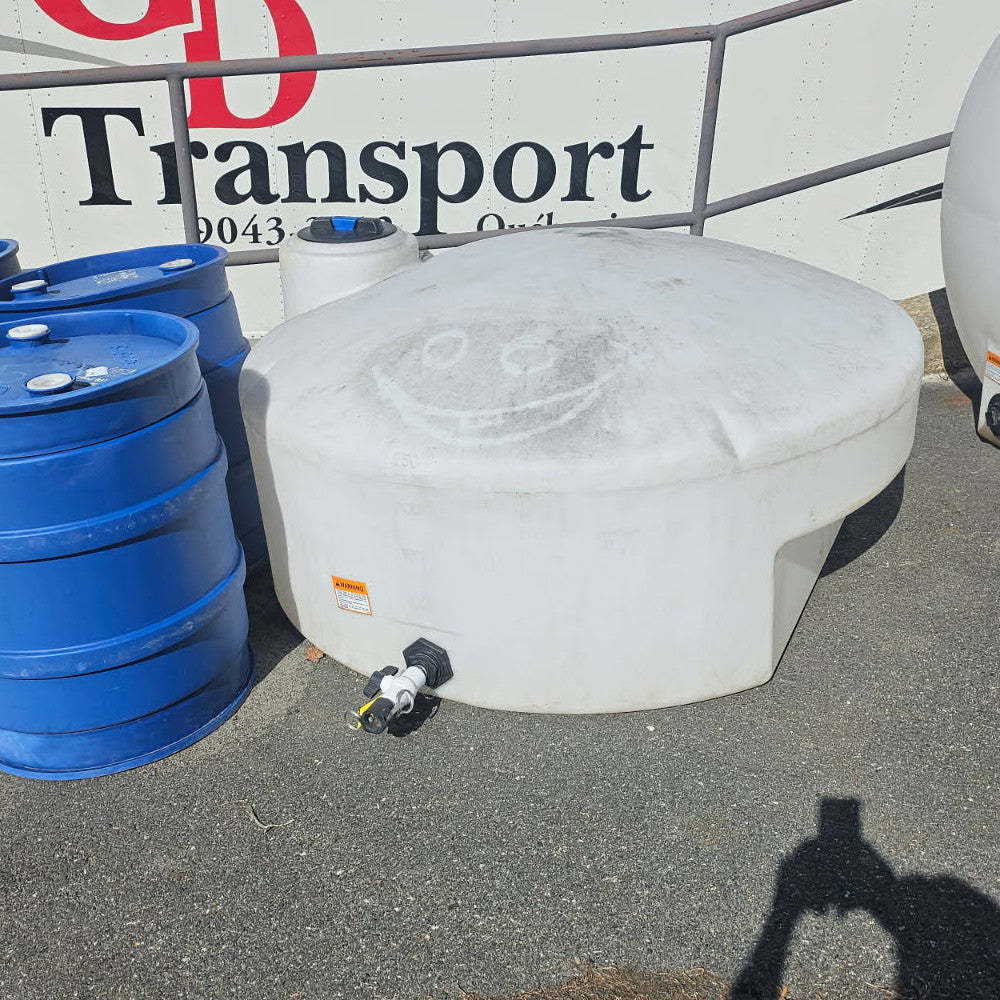 325 Gallon Poly Pickup Tank