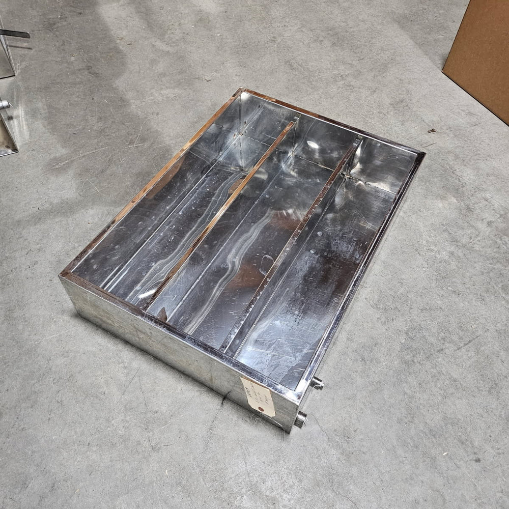 Used 1/2 Pint Welded 3 Section Syrup Pan