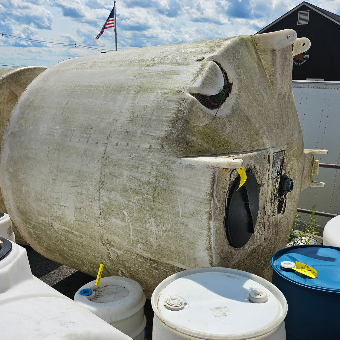 2,000+/- Gallon Vertical Poly Tank