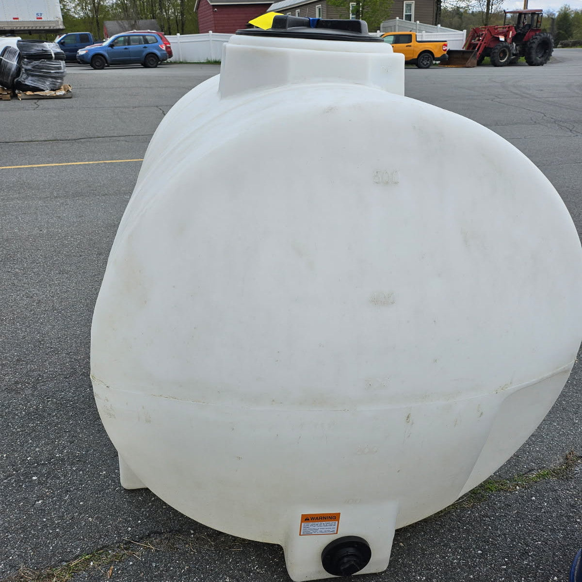 Used 525 Gallon Plastic Horizontal Tank